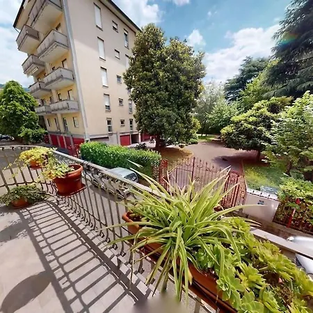 Green House Como Exterior photo